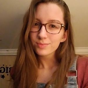 Meet your Posher, Candace